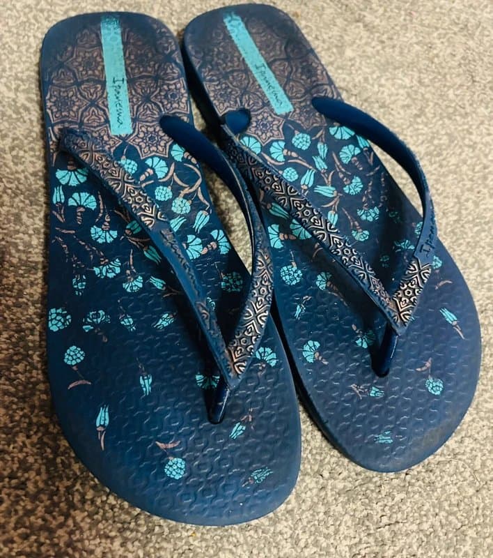 Ipanema Ipanema 6/39 blue floral sandals holiday festival dress party same day post