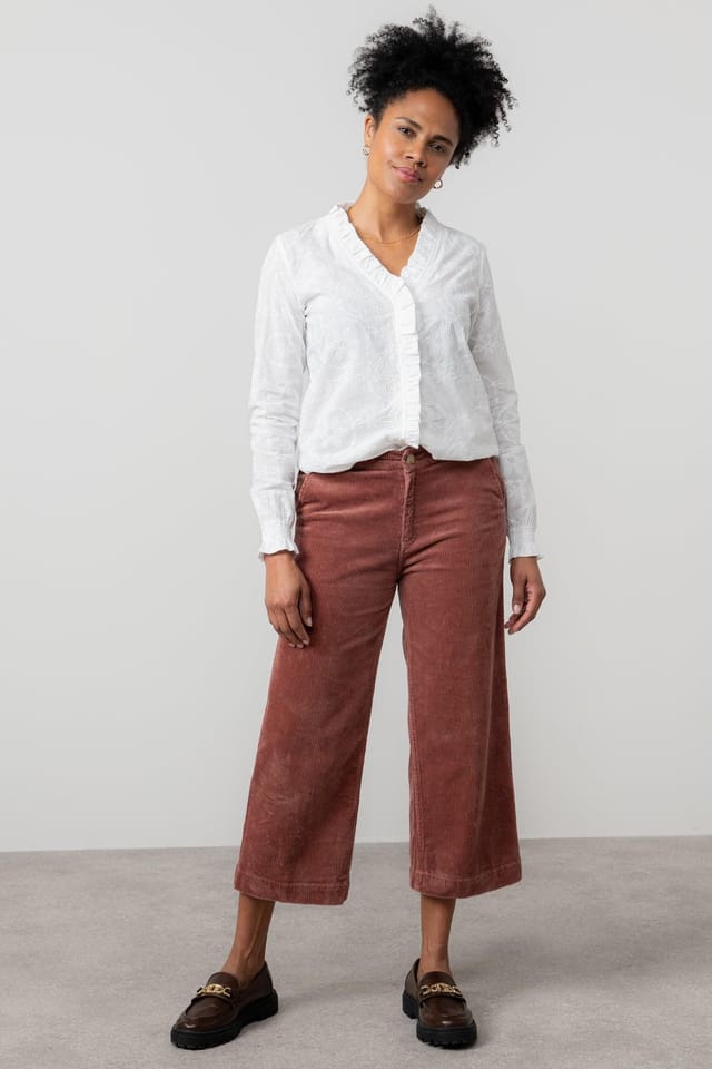 Lily & Me Lily & Me Women's Isla Stretch Jumbo Cord Cropped Trousers in Dusty Pink - 3