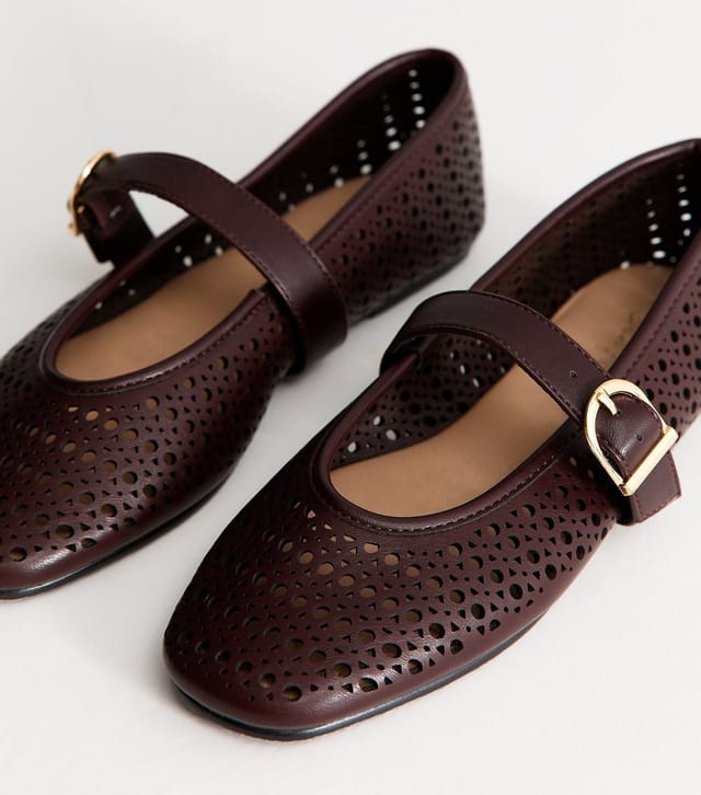 New Look Women's Dark Burgundy Faux Leather Cut Out Mary Jane Pumps Vegan New Look - 3
