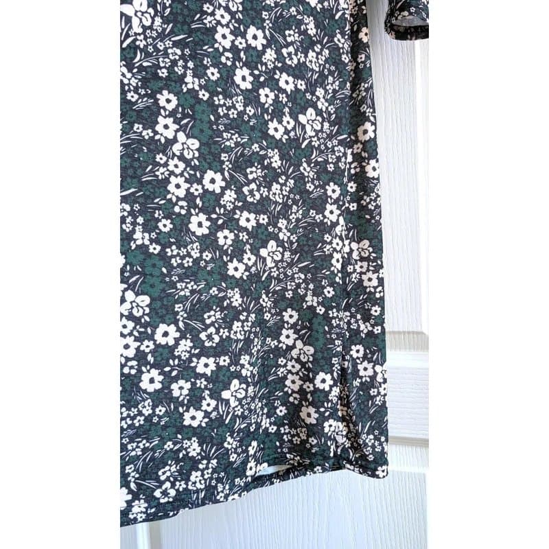 New Look New Look Black/Green Floral Jersey Midi Dress Long Sleeves Size 10