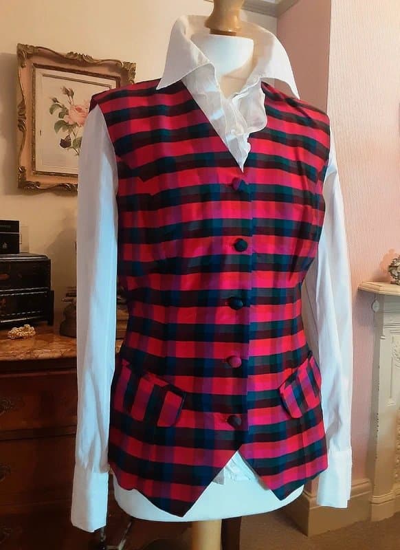 Monsoon Vintage Monsoon twilight 100%silk tartan waistcoat 12