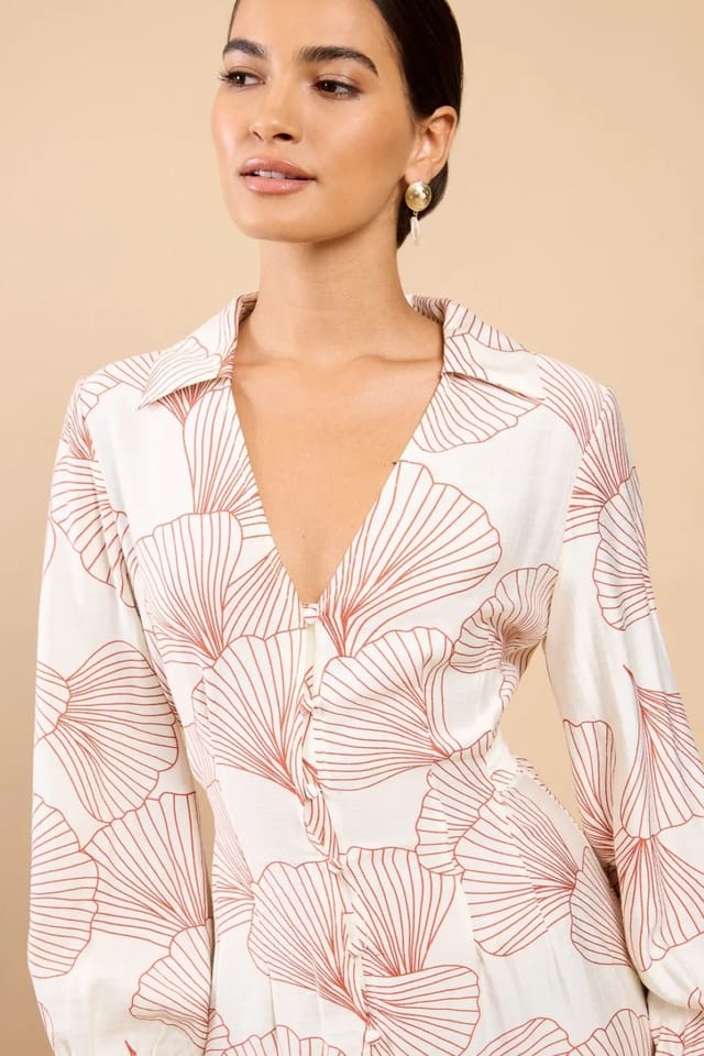 Little Mistress Little Mistress Women's Shell Print Midaxi Shirt Dress in White - 3