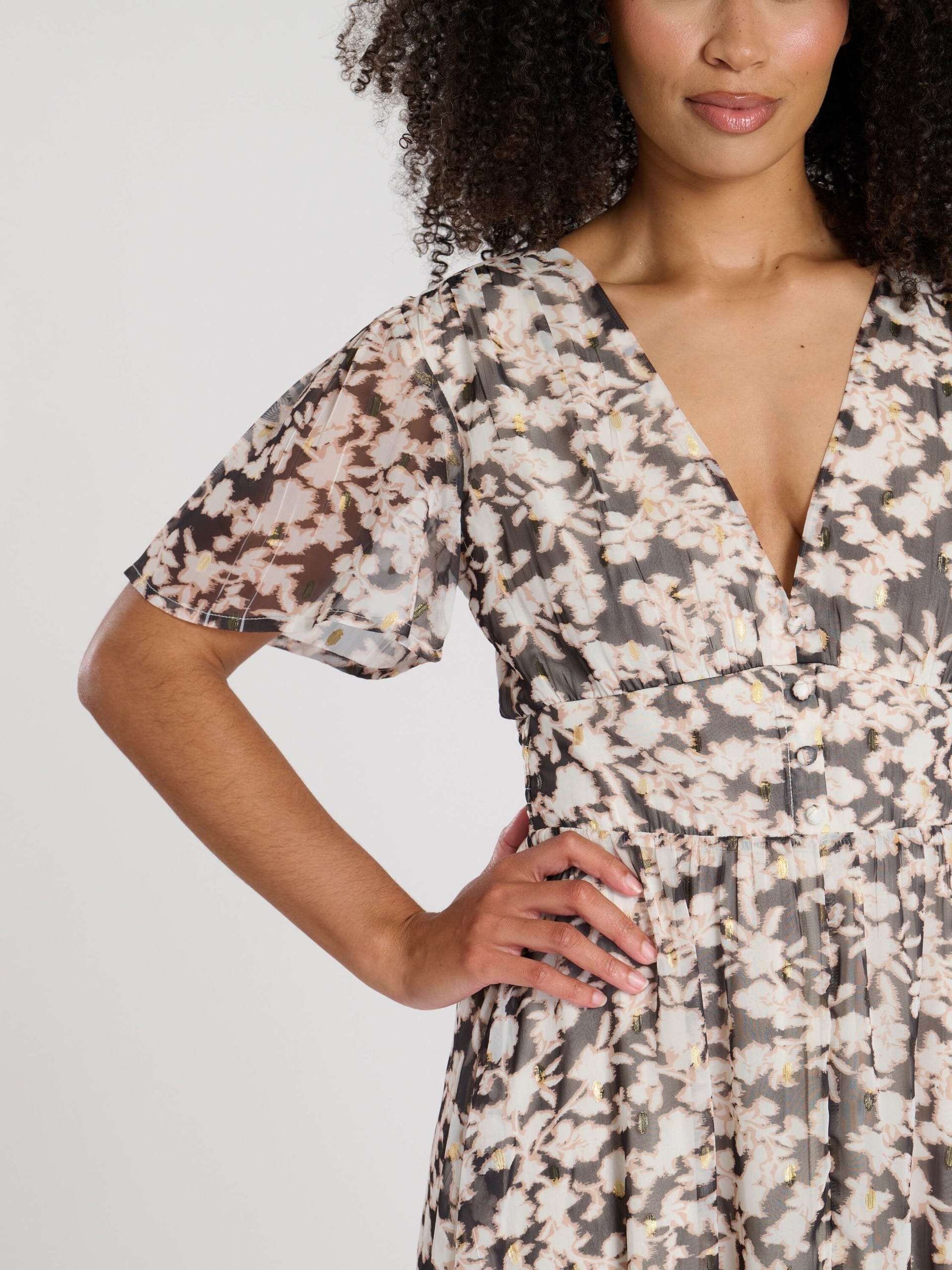 South Beach South Beach Women's Printed Metallic Chiffon Button Detail Midi Dress - 4