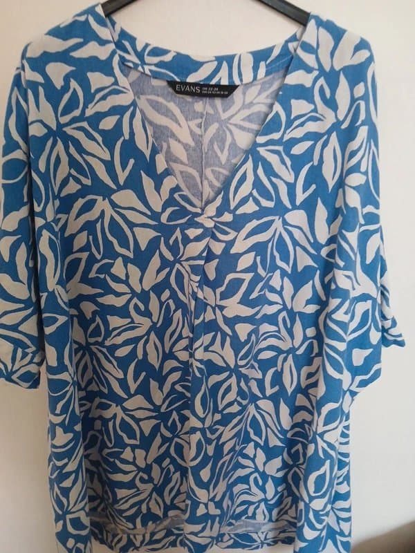 Evans Evans lunen mix top summer size 22 to 24