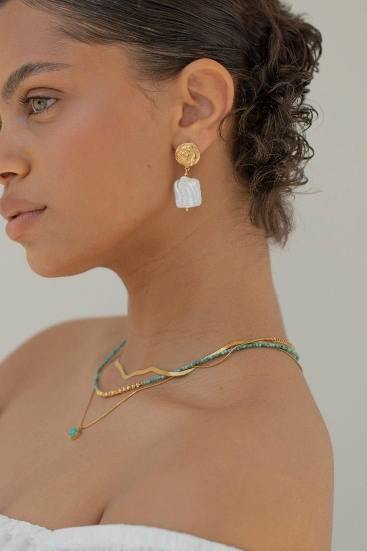 Arctic Fox & Co. Arctic Fox & Co. Women's Josi Gold Pearl Drop Earrings - 3