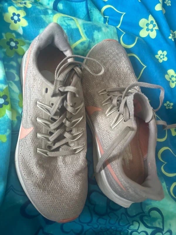 Nike Nike lilac and Rose gold running trainers 4