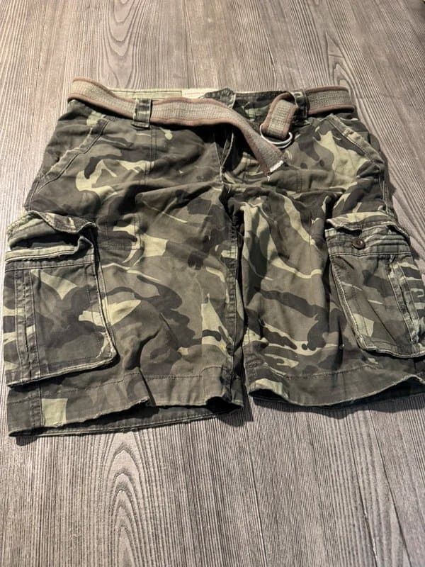 New Look Vintage new look camo cargo shorts with belt