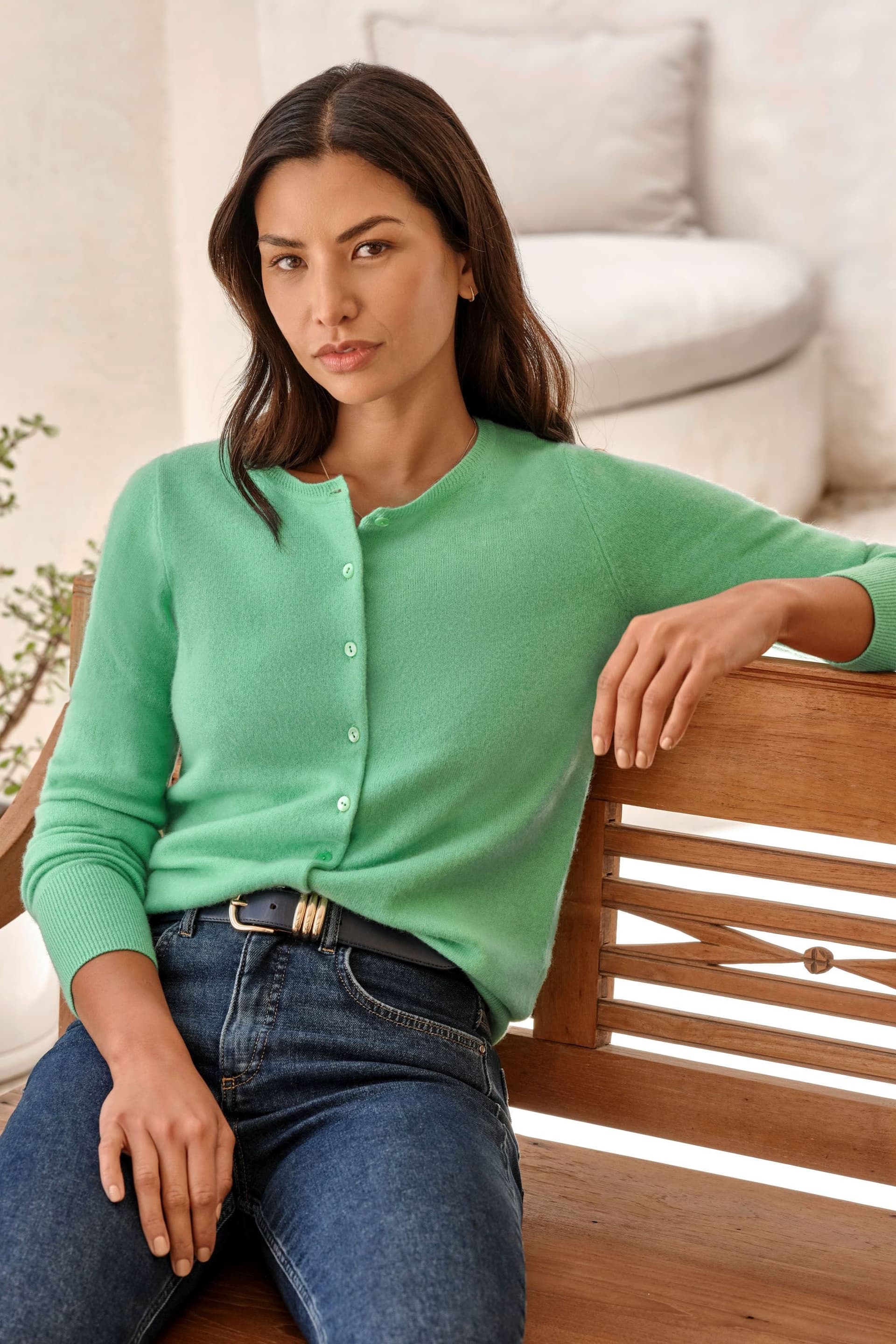 Pure Collection Pure Collection Women's Cashmere Crew Neck Cardigan in Light Green