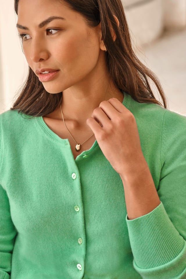Pure Collection Pure Collection Women's Cashmere Crew Neck Cardigan in Light Green - 2