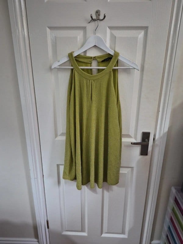 New Look Green Shimmery Halter Top Size 20