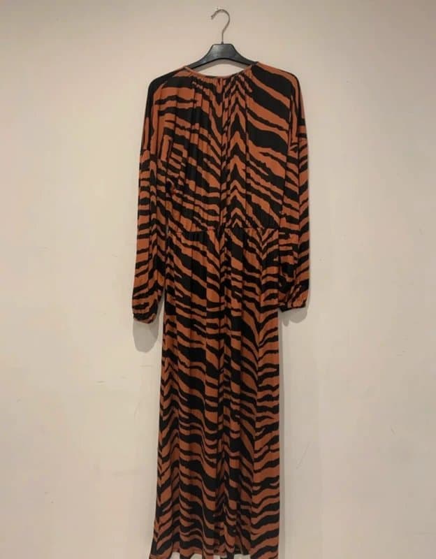 ASOS Asos Design Maxi Long Sleeve Dress in Slinky Rust Zebra Print, Size: Uk 18