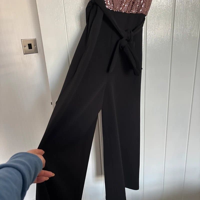 New Look New Look Sequin Bodice Party Jumpsuit. With Wide Cropped Legs Size 10.