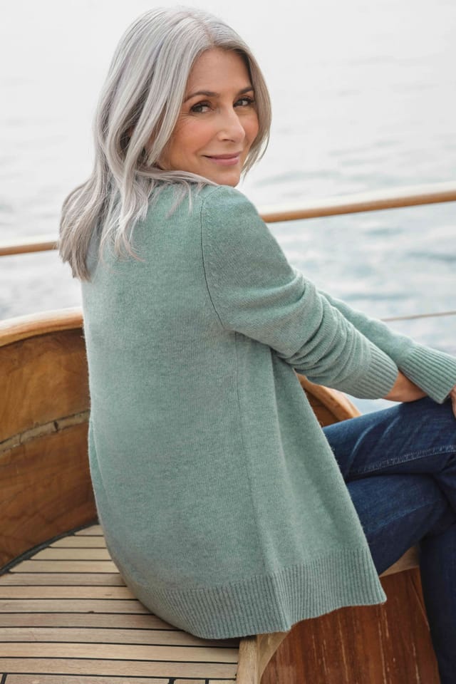 WoolOvers WoolOvers Women's Lambswool Zip Thru Cardigan in Light Green - 3