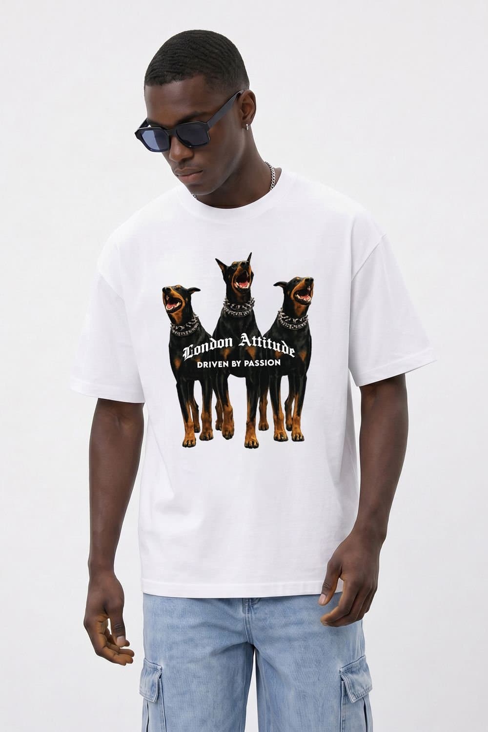 LONDON ATTITUDE LONDON ATTITUDE Men's Original Creators Doberman Oversized Heavyweight White T-Shirt