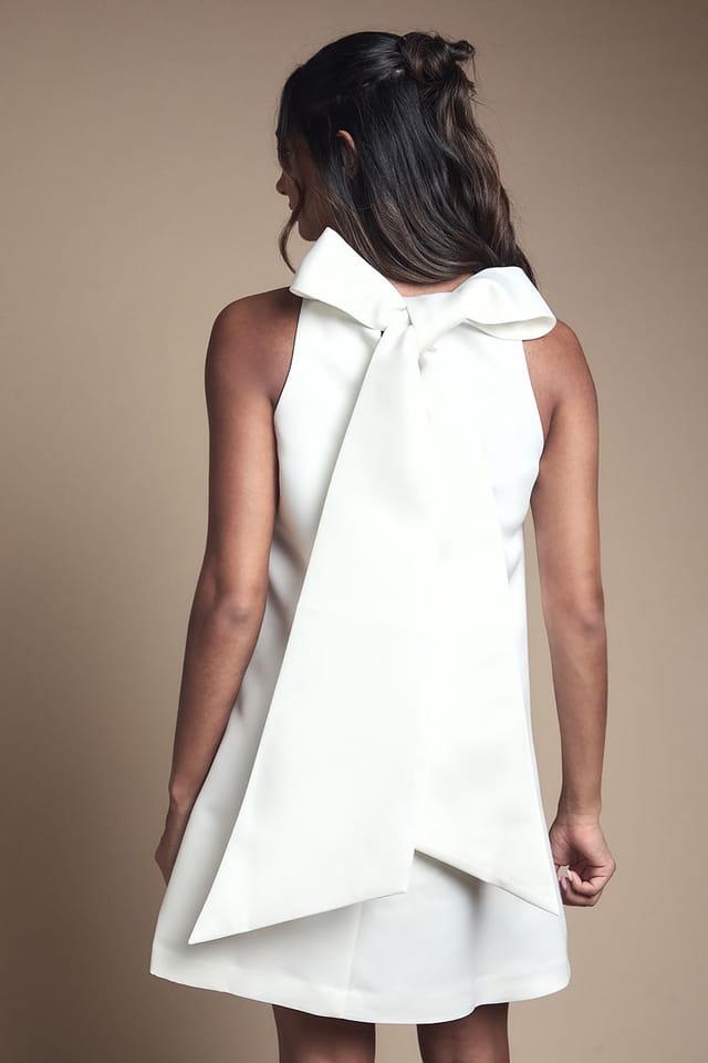 Coast Coast Women's Bow Structured Satin Bridal Mini Dress in Ivory - 3