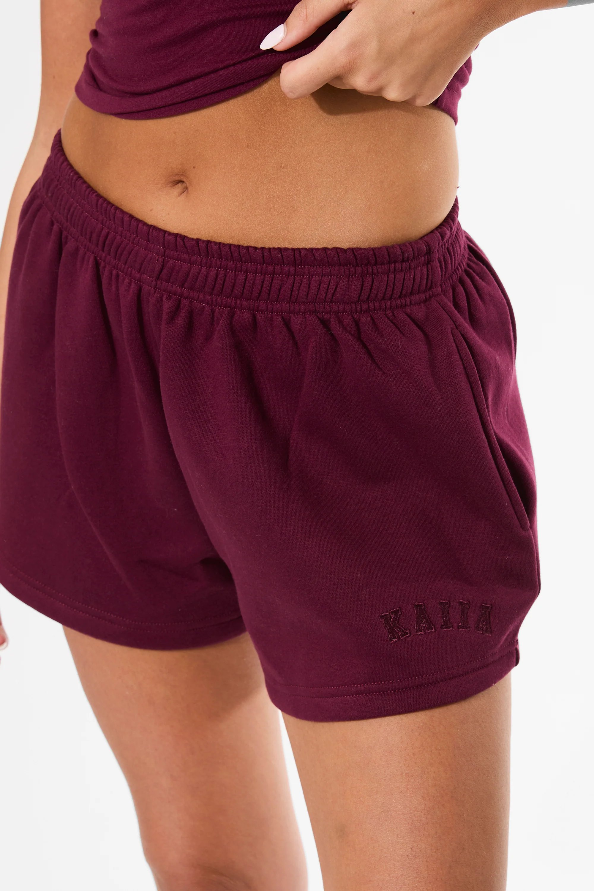 Kaiia Kaiia Logo Mini Sweat Shorts Deep Burgundy - 2