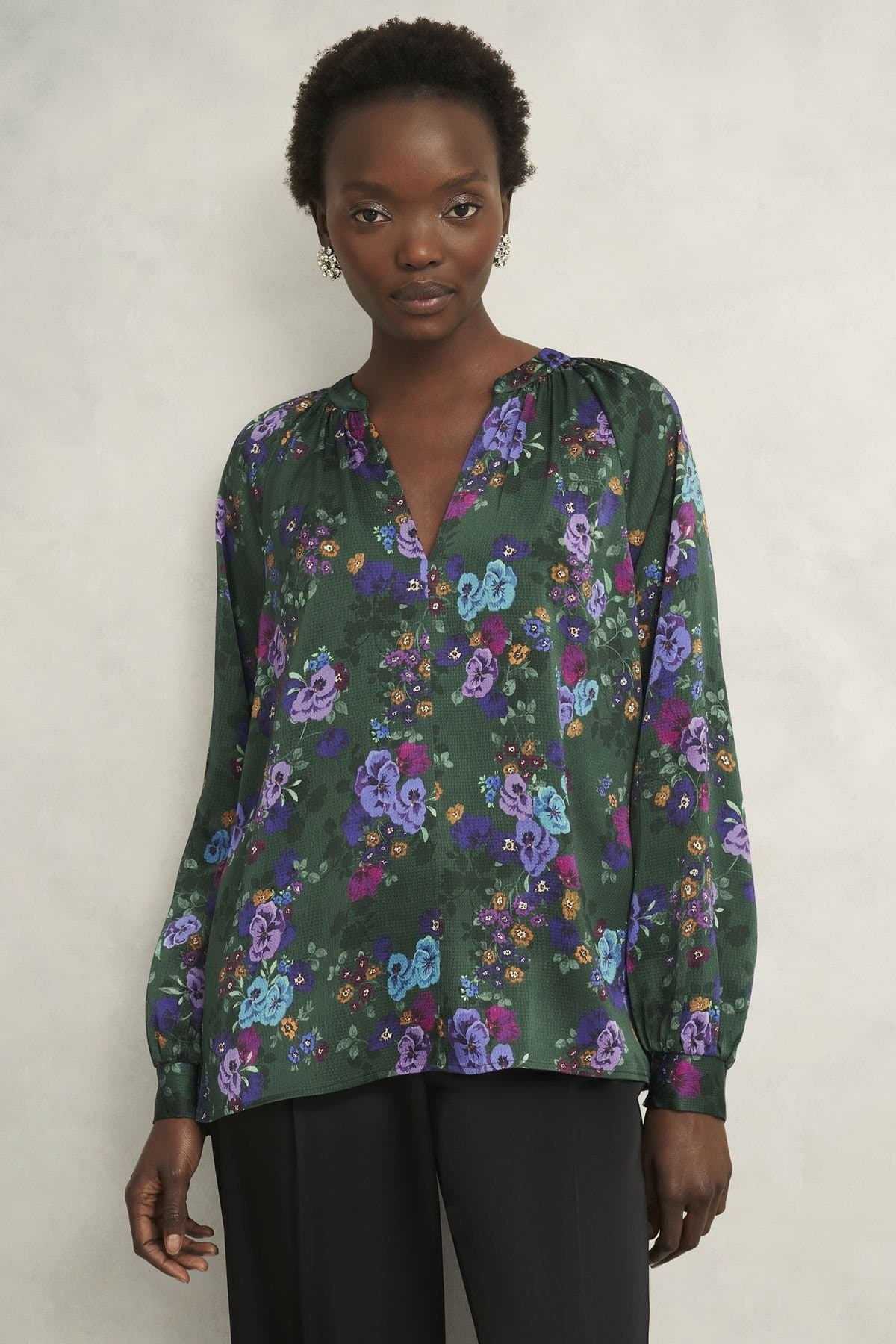 Hobbs London Hobbs London Women's Edna Floral Print Blouse in Bottle Green
