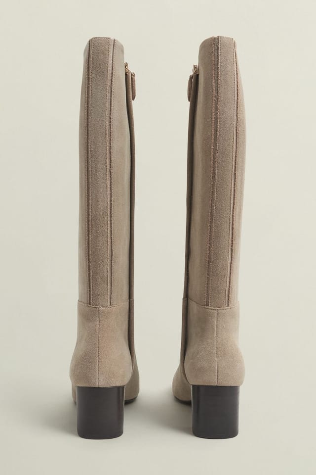 Hobbs London Hobbs London Women's Caroline Zip Fastening Knee High Boots in Light Tan - 2