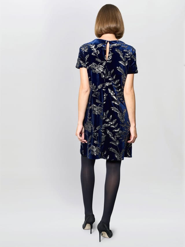 Gina Bacconi Gina Bacconi Women's Cleopatra Embroidered Velvet Dress in Navy - 3