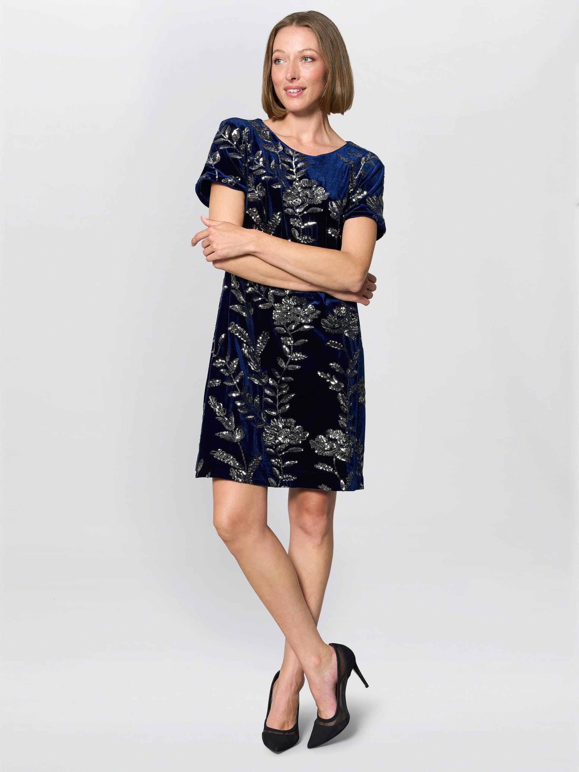 Gina Bacconi Gina Bacconi Women's Cleopatra Embroidered Velvet Dress in Navy - 4