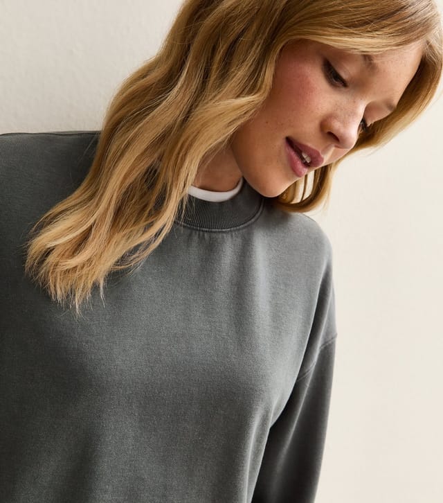 New Look Women's Dark Grey Washed Sweatshirt New Look - 2