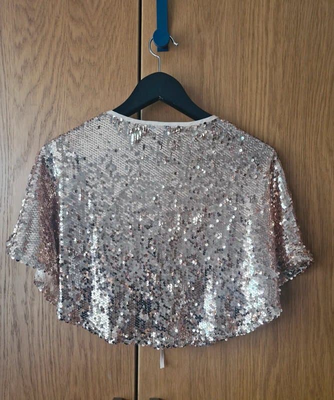 New Look New Look Gold sequin bolero festival One Size BNWT