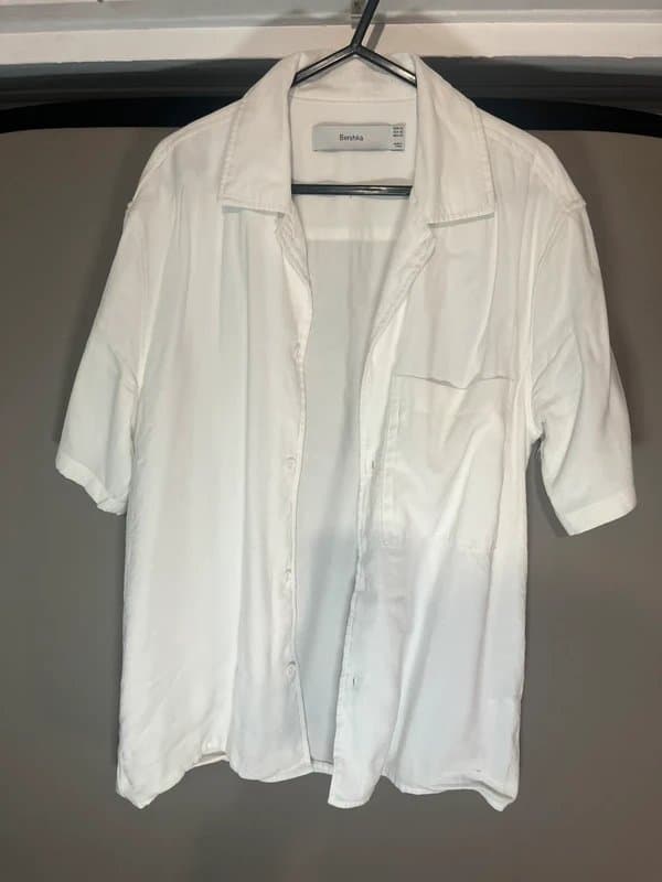 Bershka Bershka white shirt XS