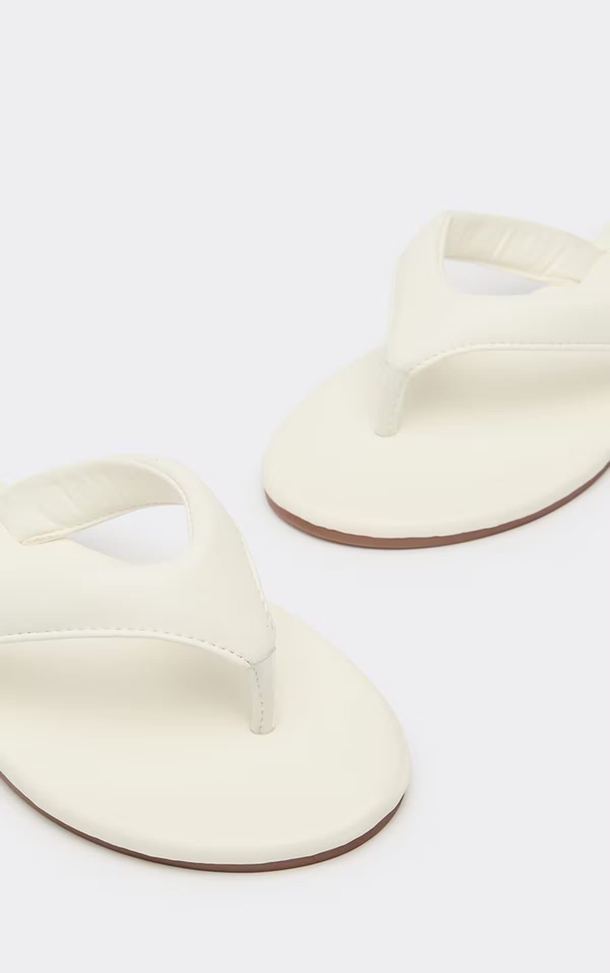 EGO Kidman Thong Strap Flat Slider Sandal In White Faux Leather, Women's Size UK 3