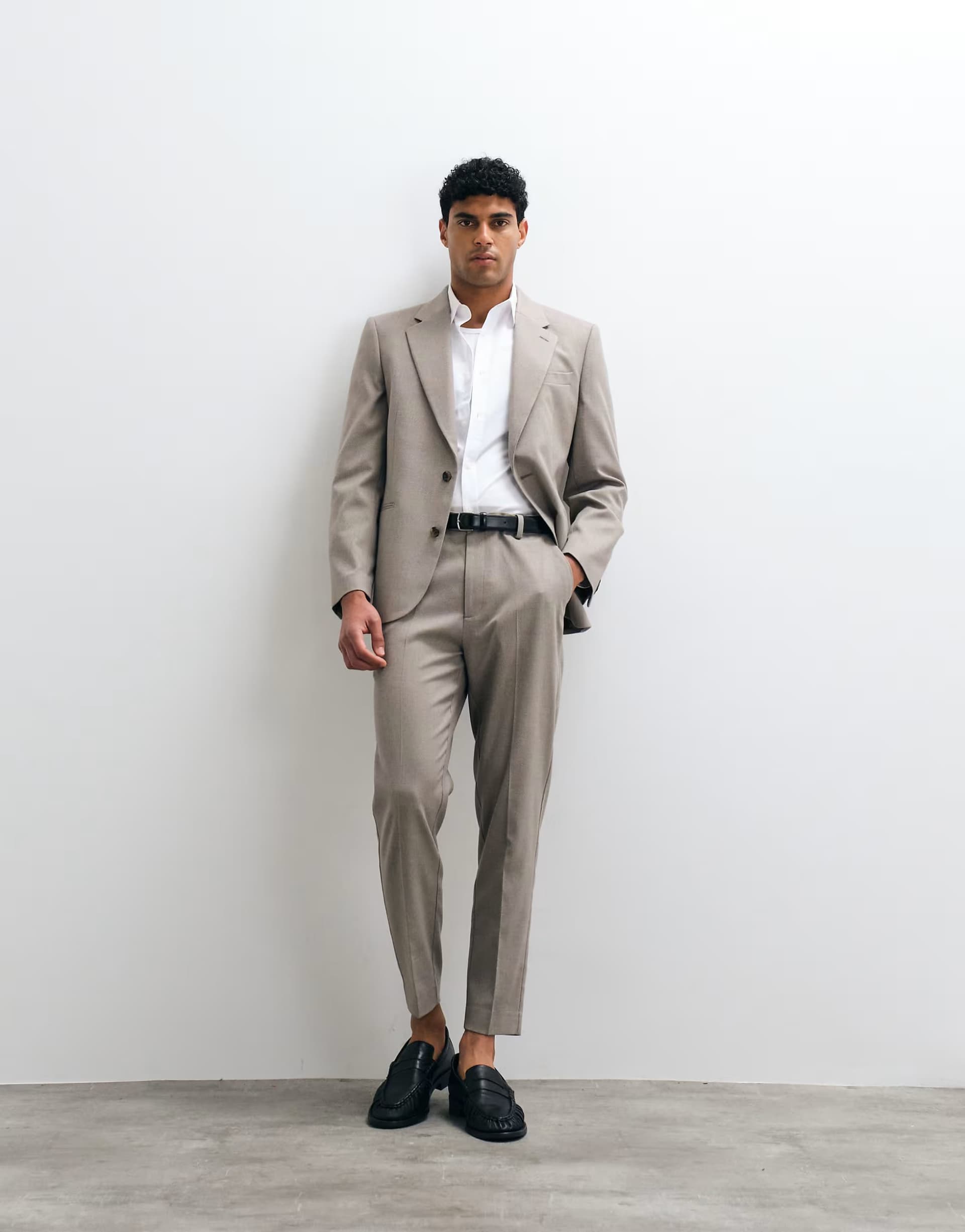 ASOS ASOS DESIGN tapered suit trouser in grey microtexture