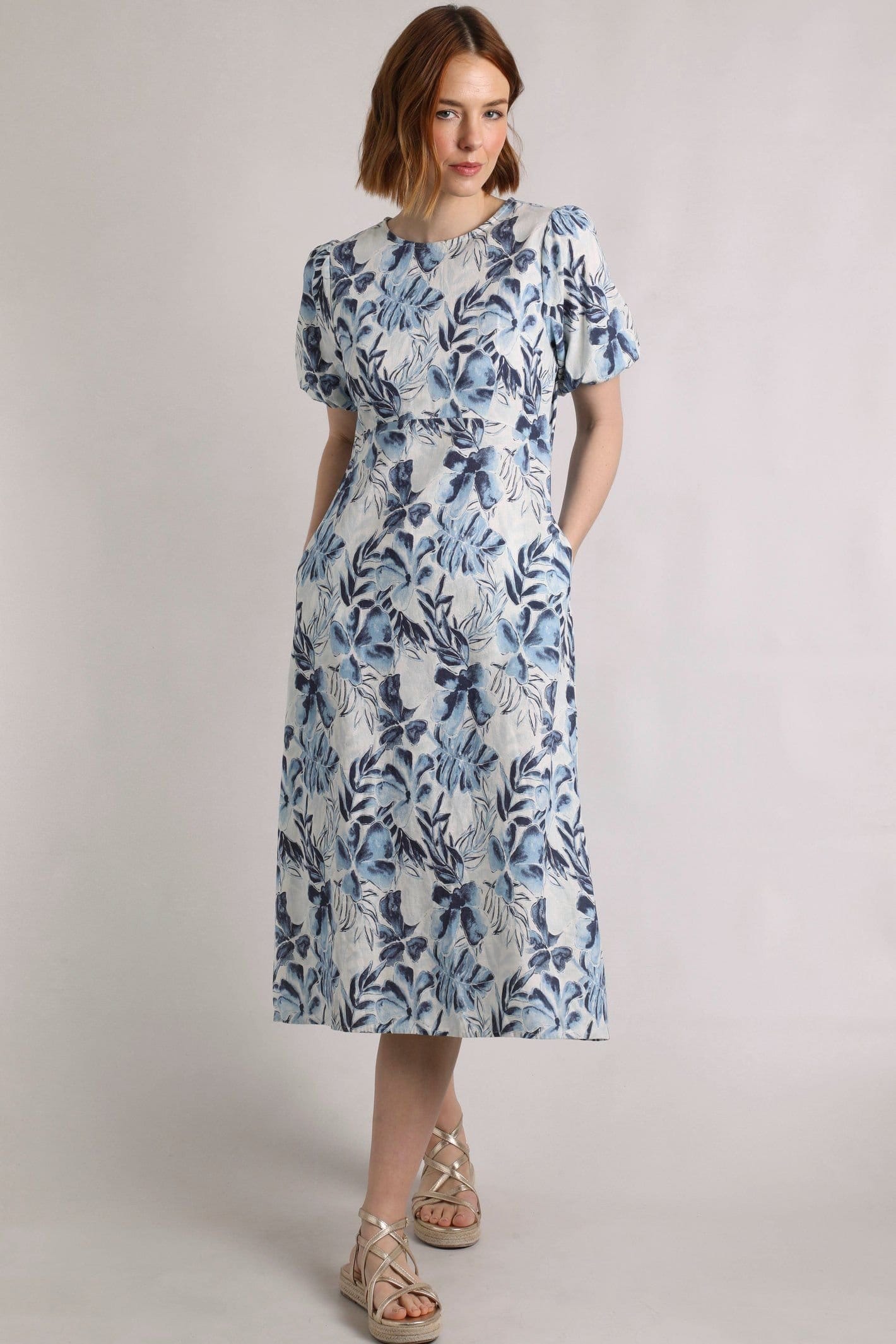 Weird Fish Weird Fish Women's Delanie Linen Rich Printed Tea Dress in Blue - 4