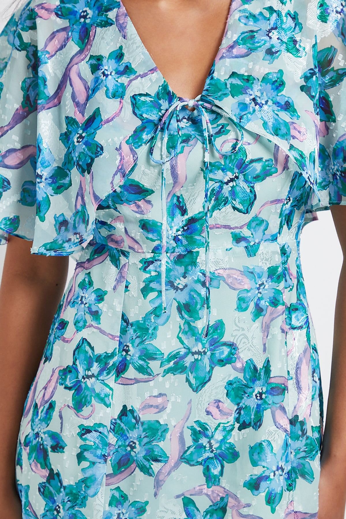 Wallis Wallis Women's Petite Floral Burn Out Cape Sleeve Midi Dress in Mint - 4