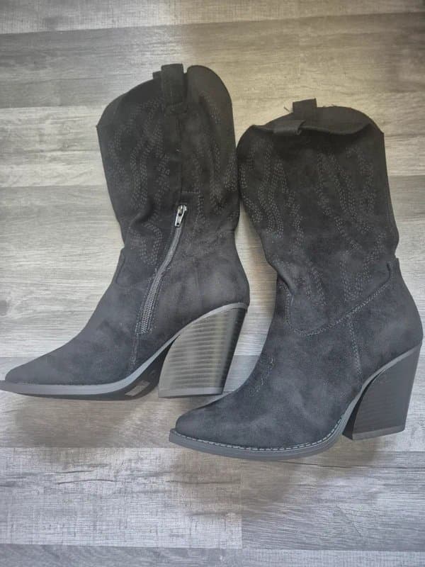 Source Unknown Brand New Black Boho Cowboy Boots Size 5
