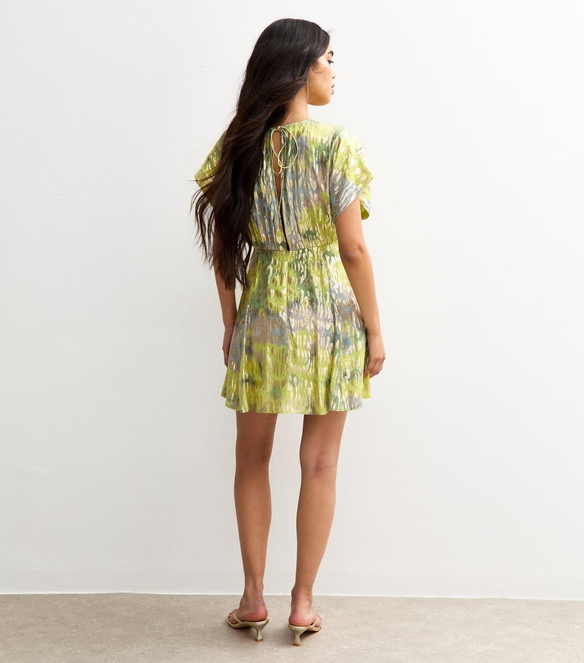 New Look Women's Multicoloured Metallic Jacquard V Neck Mini Dress New Look - 4