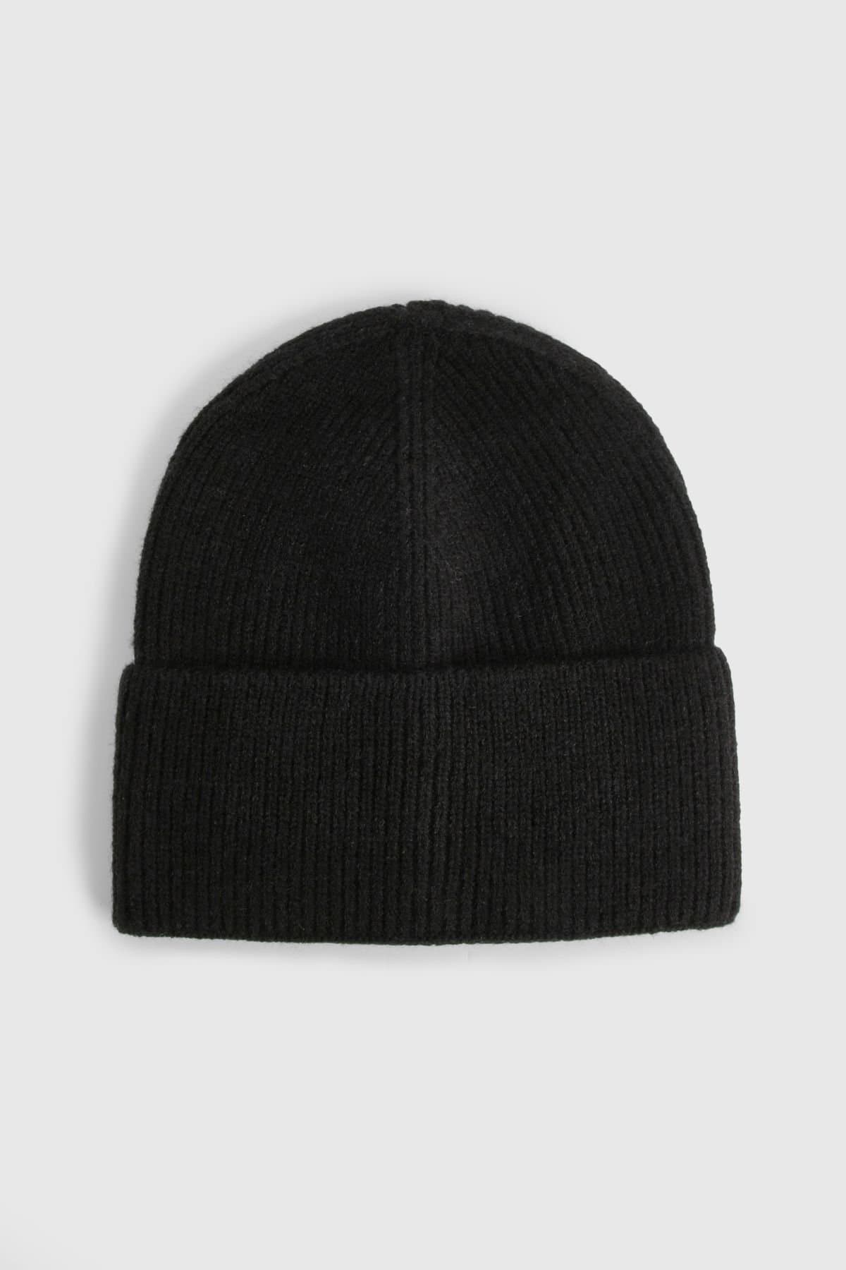 Burton Burton Men's Black Ribbed Knitted Beanie Hat