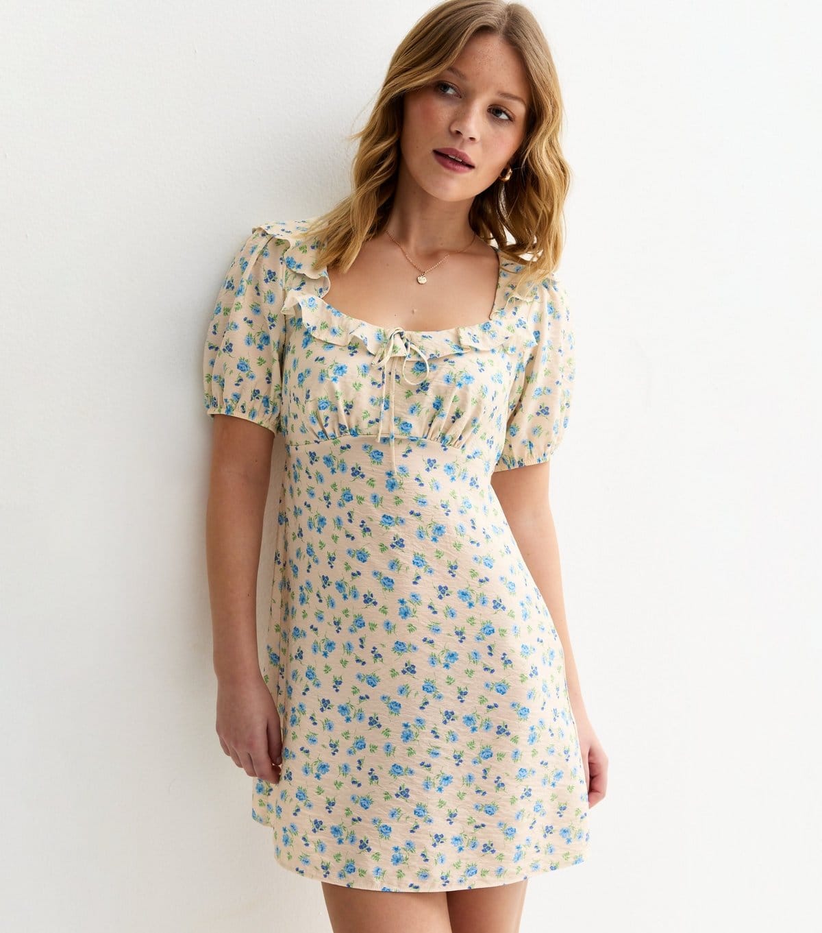 Women's Cream Ditsy Floral Square Neck Mini Dresss New Look