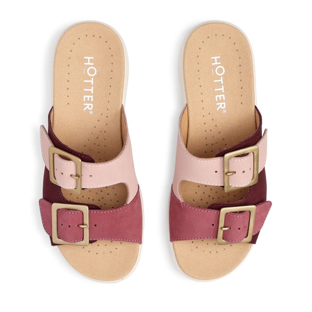 Hotter Hotter Women's Wide Fit 'Sunny' Nubuck Sandals in Maroon - 3