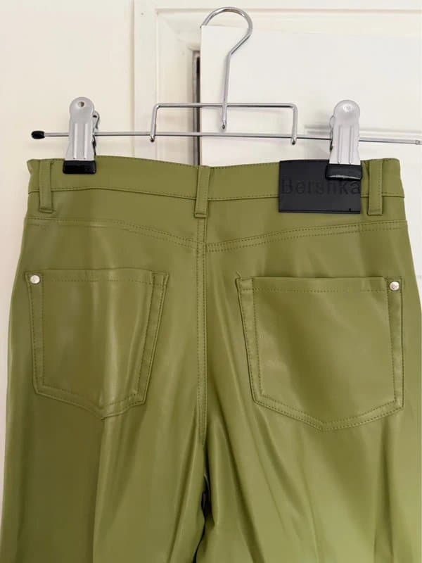 Bershka Bershka green trousers