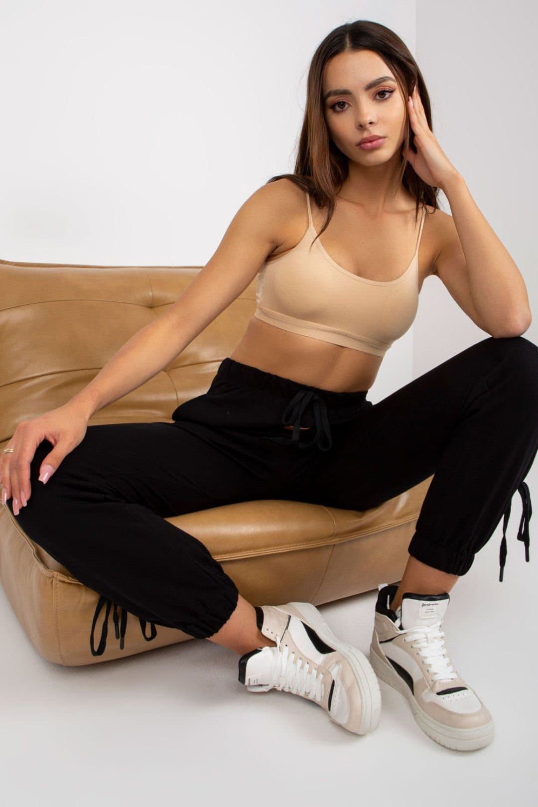 Love Lace Love Lace Women's High Rise Tie Waist Sweatpants with Welt Pockets in Black