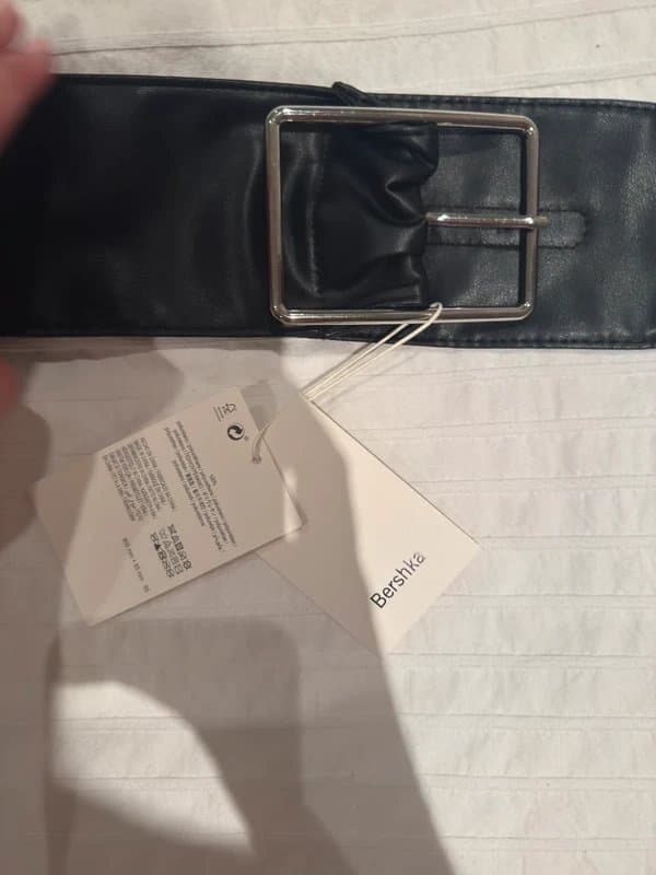 Bershka Bershka leather buckle belt
