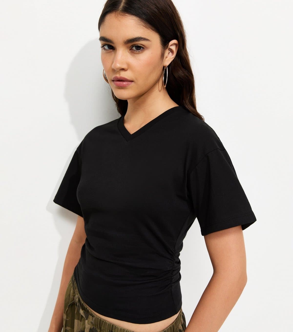 New Look New Look Black Cotton Ruched V Neck T-Shirt