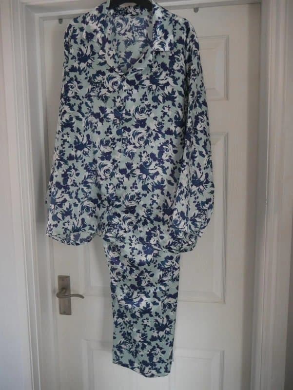 Marlon Marlon Pyjamas Ladies Size 14-16 Green Blue Swirl Lounge Set Shirt Trousers New