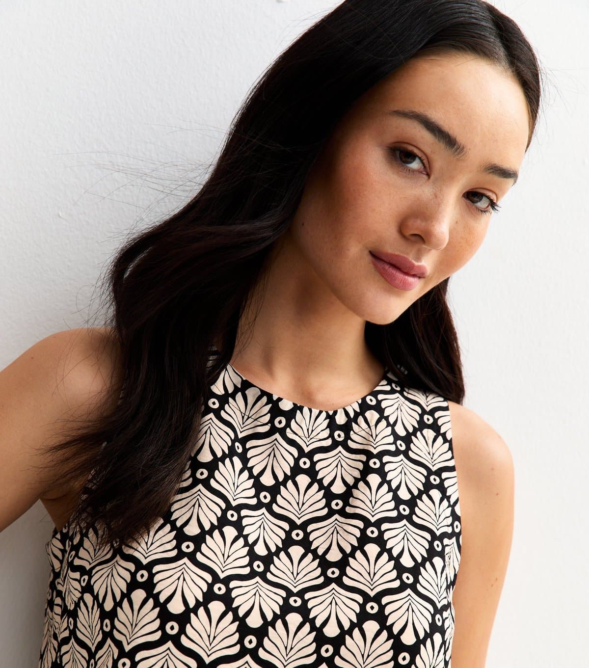 New Look Women's Black Floral Print Sleeveless Top New Look