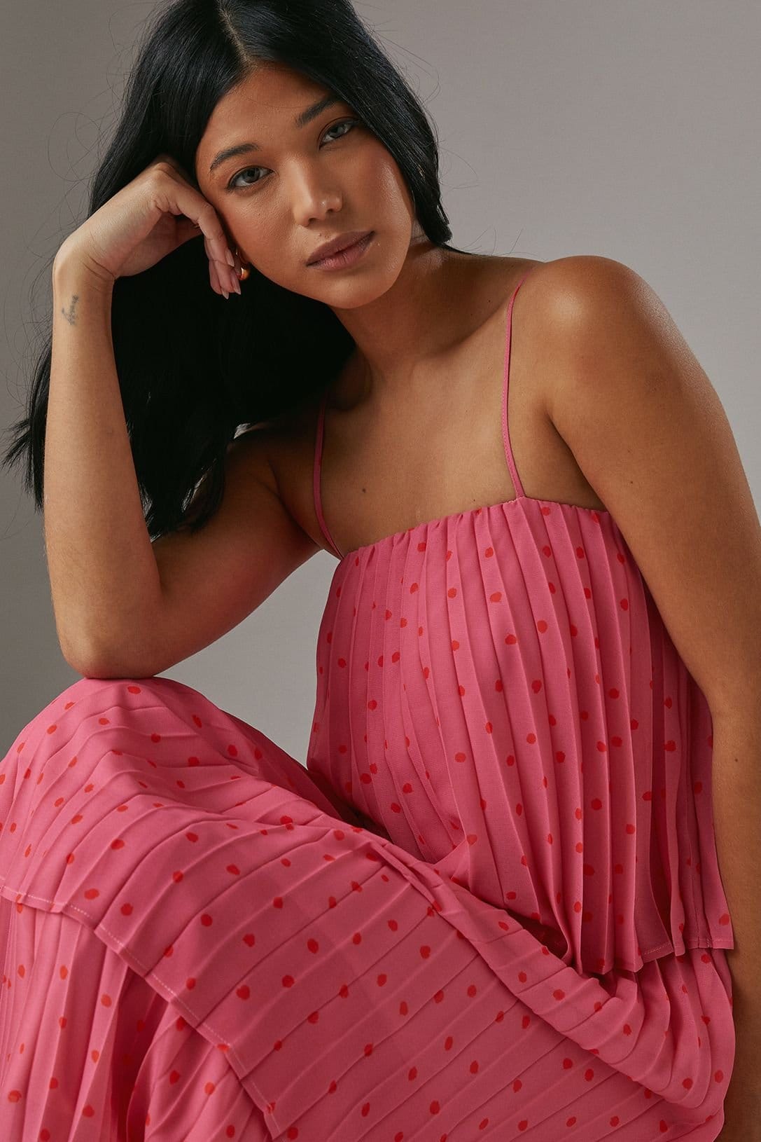 Warehouse Warehouse Women's Chiffon Pleated Tier Strappy Midi Dress in Pink - 4