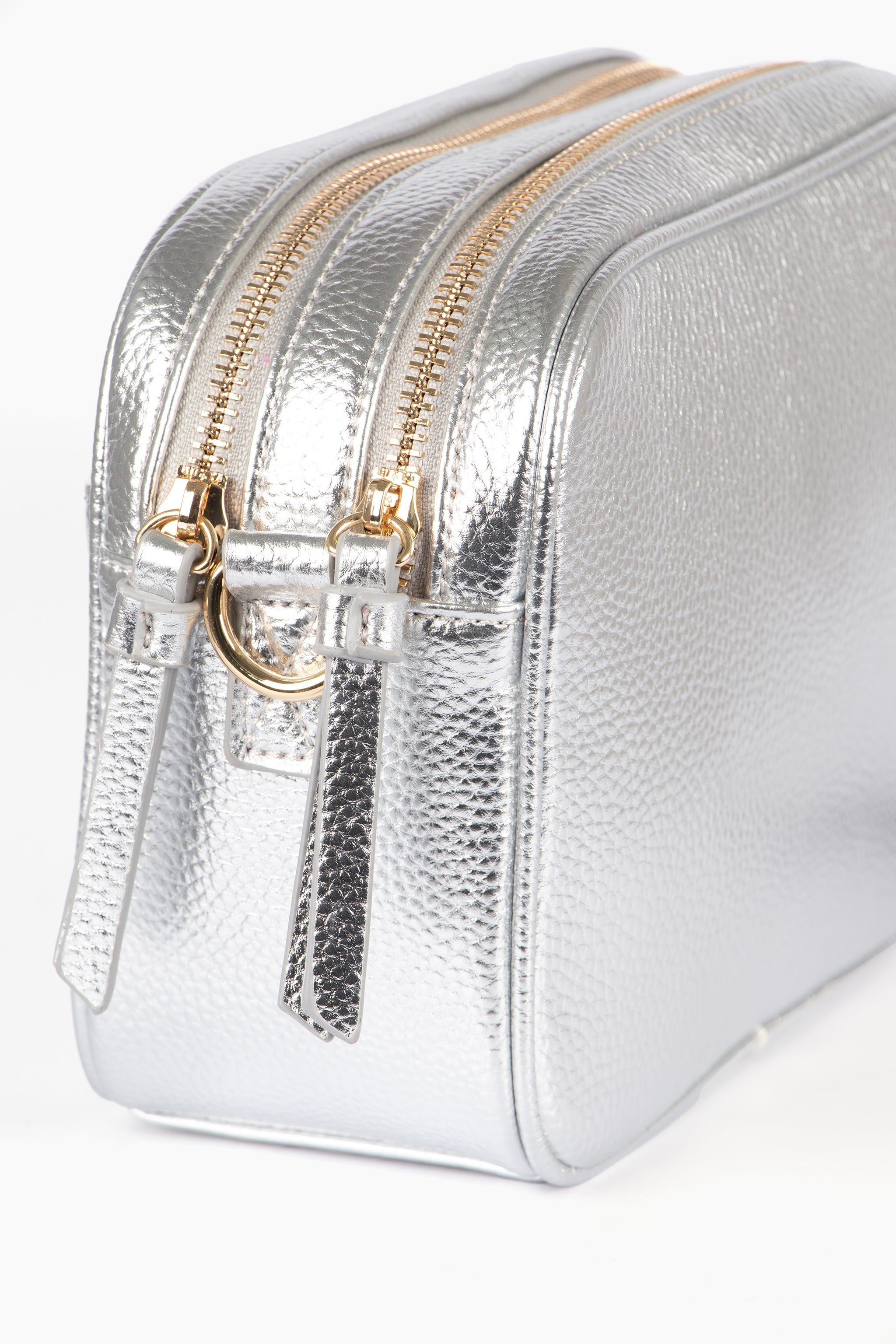 Etre Etre Women's Willa Crossbody Bag - Silver, Metallic Faux Leather in Silver - 3