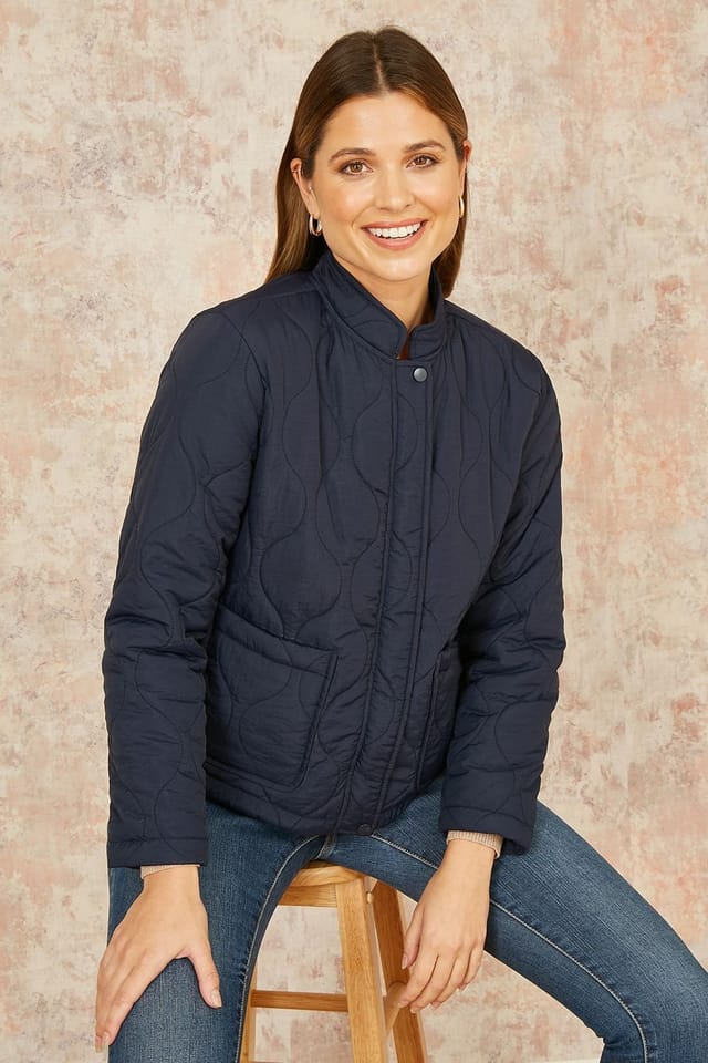 Yumi Yumi Women's Navy Short Quilted Jacket - 2