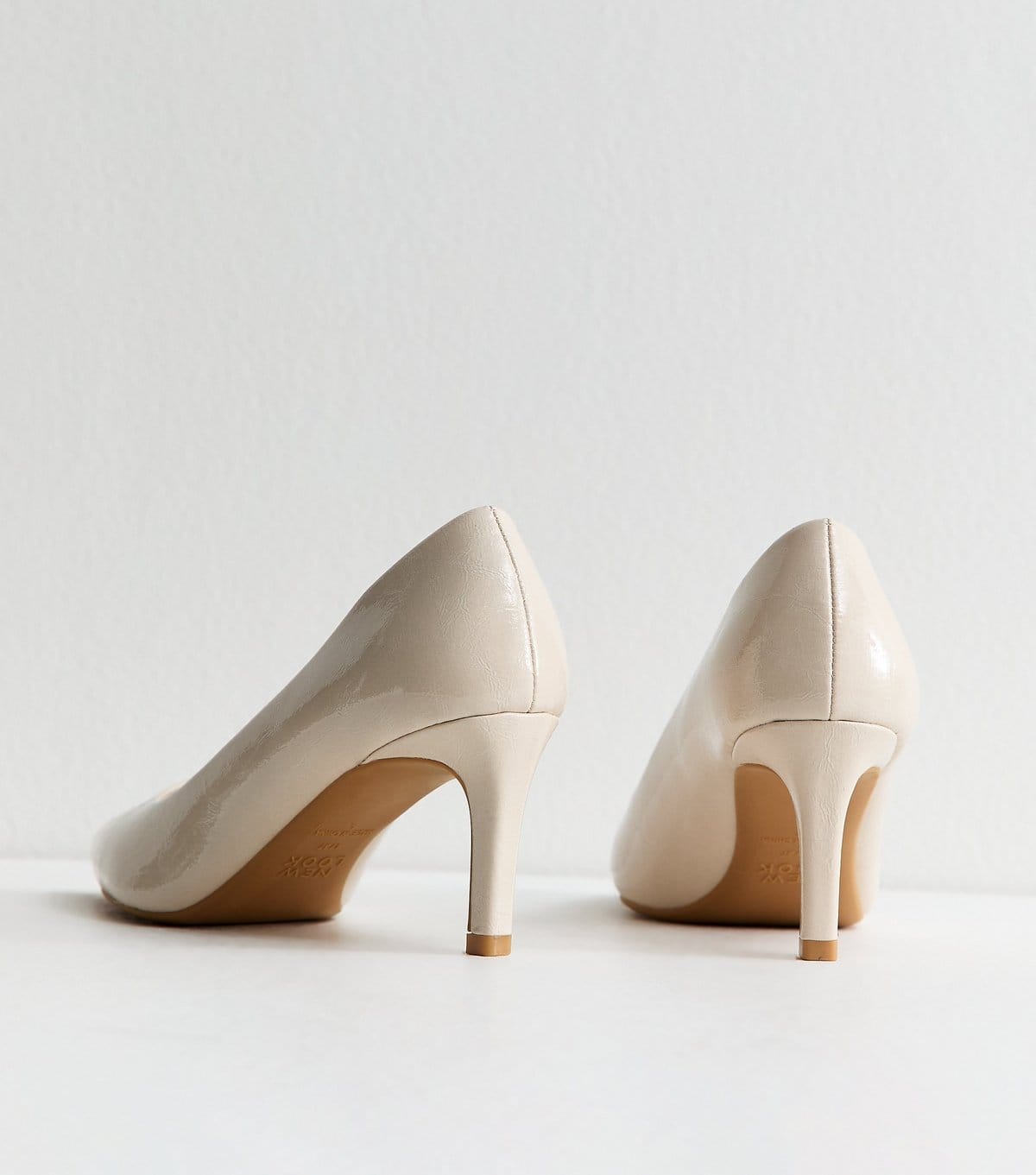 New Look Women's Off White Faux Patent Court Shoes Vegan New Look - 4