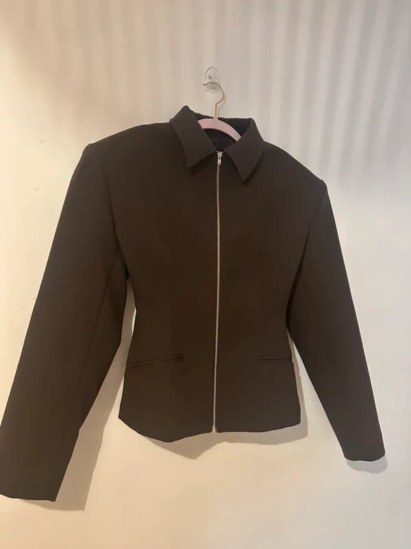 ASOS Design Asos design sculpted cinch waist shoulder pad zip blazer
