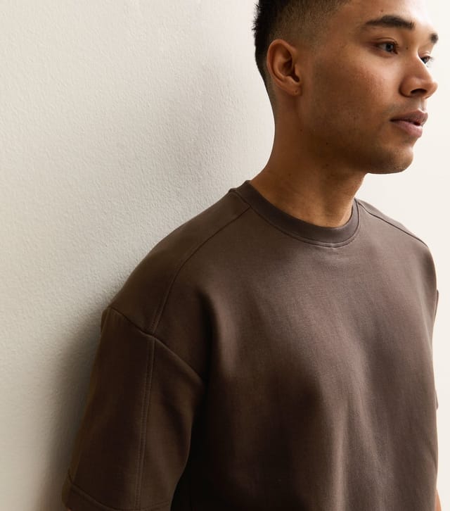 New Look Men's Dark Brown Oversized Short Sleeve T-Shirt New Look - 2