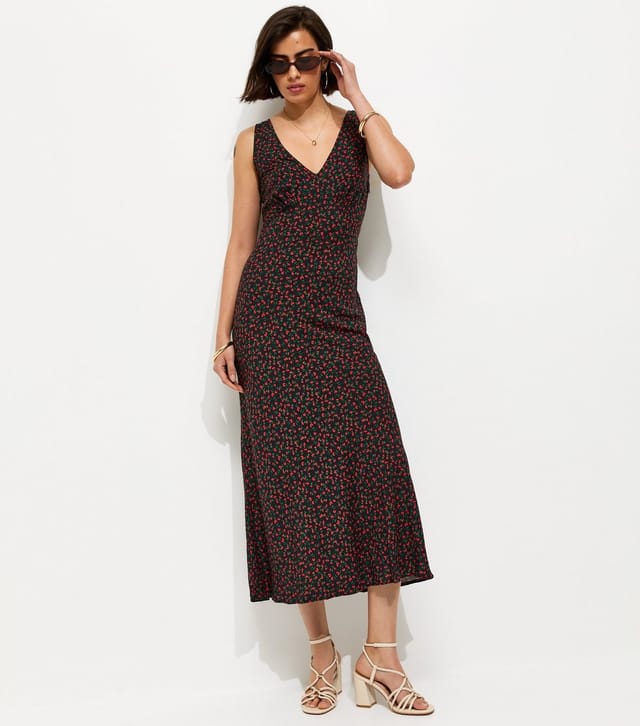 New Look Women's Black Rose Print V-Neck Midi Dress New Look - 2