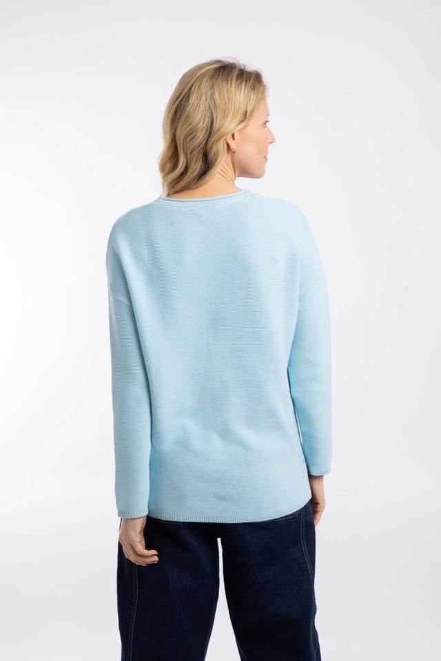 Weird Fish Weird Fish Women's Dalla Knitted Crew Neck Jumper in Light Blue - 3